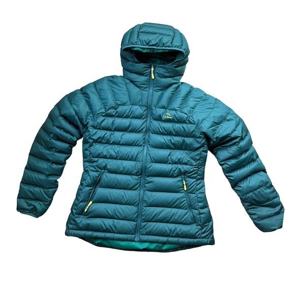 LL Bean Women’s Bean’s Down Hooded Jacket in Dark Pine - Picture 4 of 10